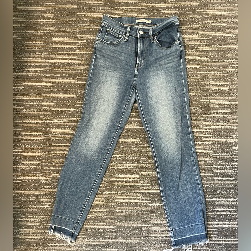 Levi 724 High Rise Straight